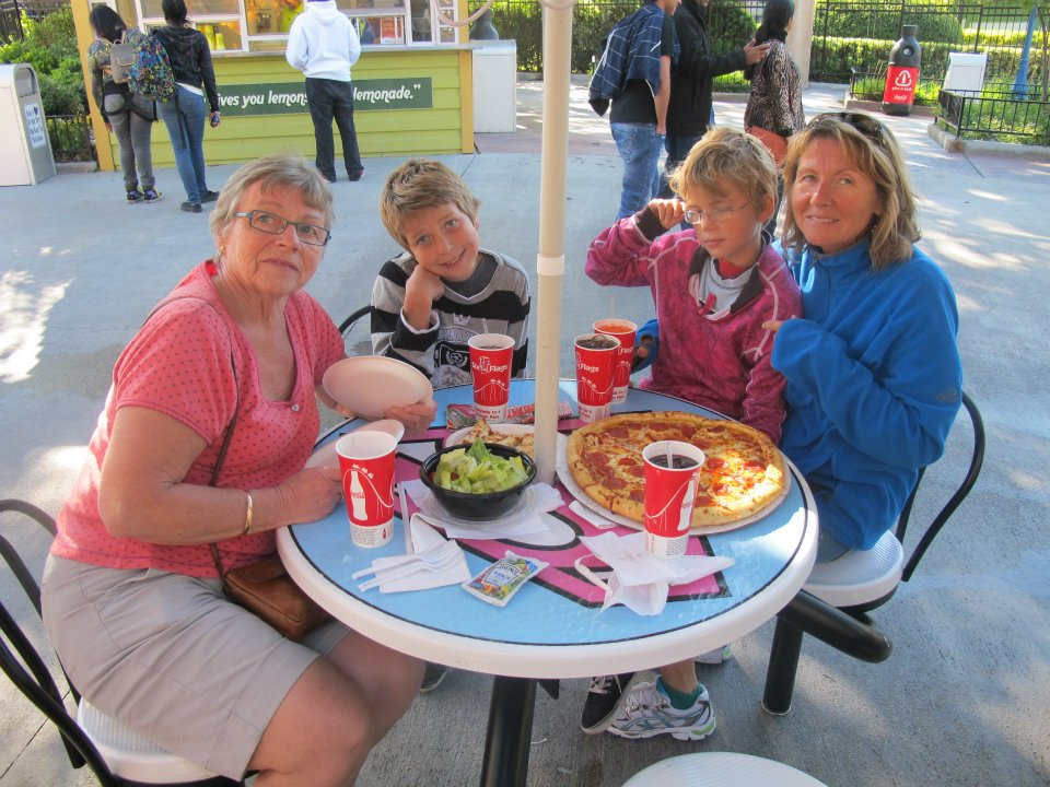 Pizza-pause på Six Flags